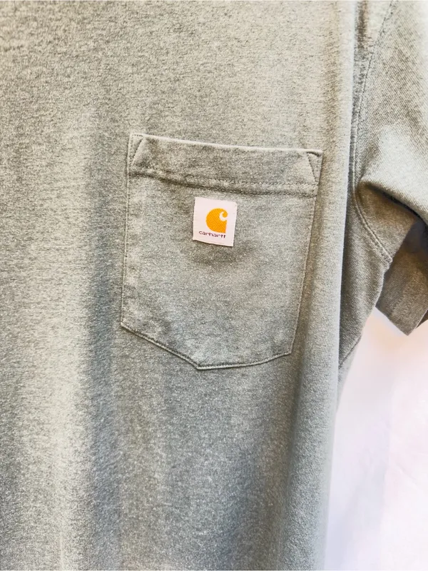 Carhartt Original Fit Women’s Pocket Tee size Large In green - Image 3