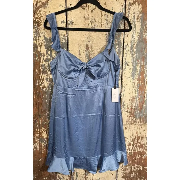 NWT ASTR The Label SKY BLUE Satin MARLA Flutter Sleeve BUST TIE Mini DRESS L - Image 3