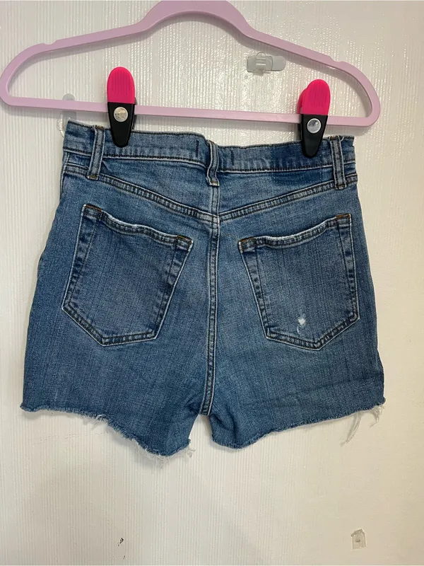Abercrombie & Fitch Light Blue High-Rise Frayed Hem Jean Shorts - Image 5