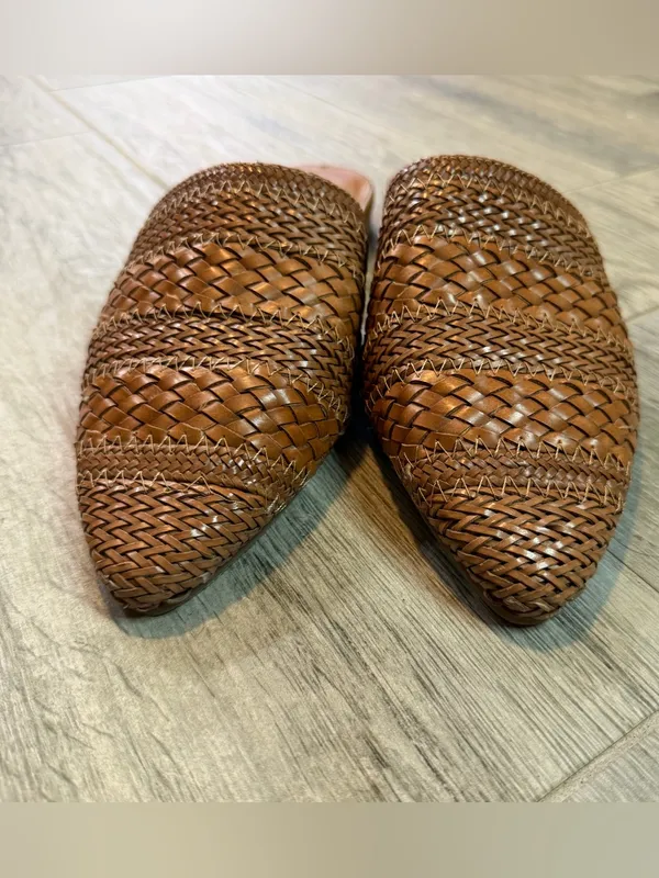 LUCKY BRAND Woven Mules Macaroon Belo Shoes Pointed Toe Women's 8.5 Casual - Image 2