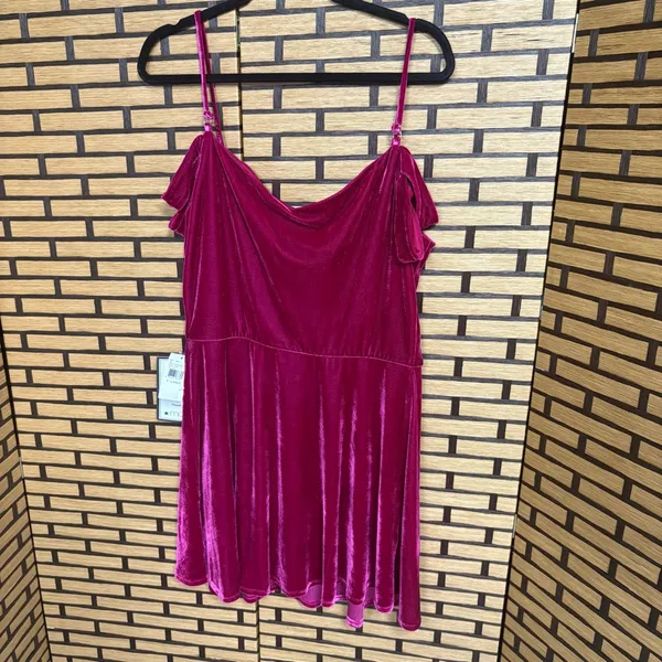 BCX Pink Velvet Cold Shoulder Dress‎ Size XL - Image 2