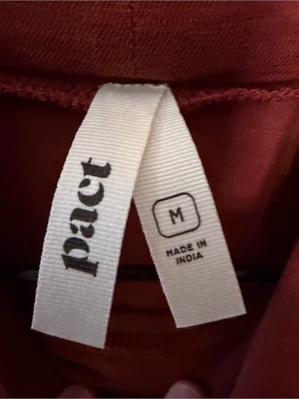 Pact Organic Cotton Featherweight Slub Turtleneck Long Sleeve Womens Size Medium - Image 3