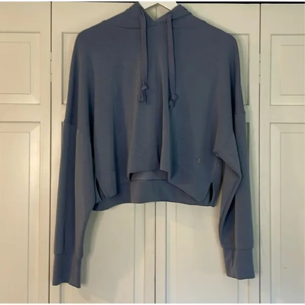 Altar'd State revival blue cropped Athletic hoodie M - Image 10