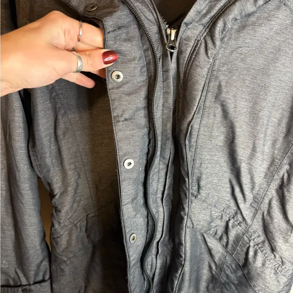 The North Face Gray Jacket Size Medium - Image 6