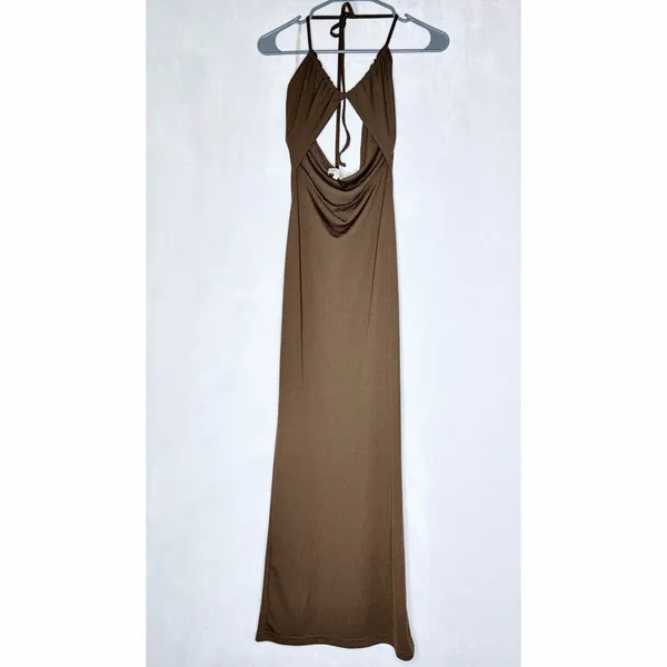 Meshki Maddie Ribbed Chocolate Brown Maxi Dress - Image 3