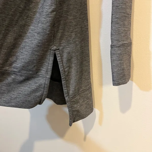 Womens Patagonia Shirt Long Sleeve Glorya Side Slit Top Gray Size‎ Medium - Image 3