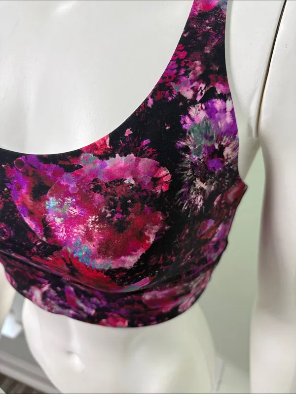 Lululemon energy longline bra size 8 - Image 7