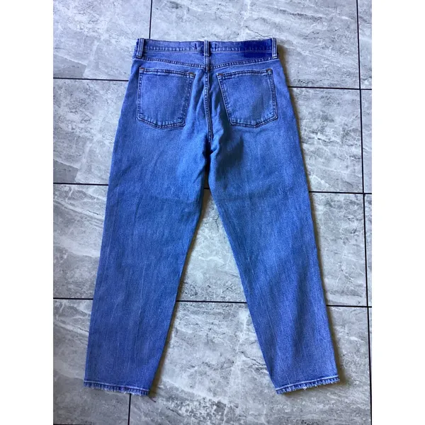Abercrombie & Fitch The Mom High Rise Jeans Medium Wash Blue Size 31 12 Regular - Image 6