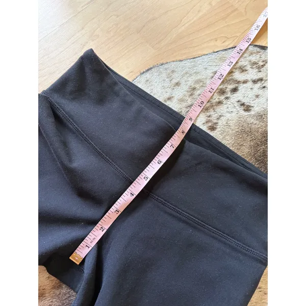 ALO Black Capri Leggings Size‎ Small - Image 7