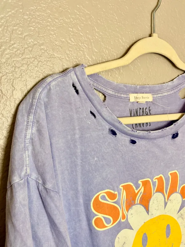 Vintage-inspired “Smile More” graphic tee 💜🌼 - Image 3