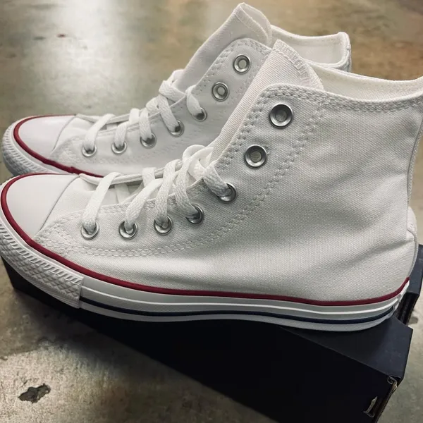 Converse Women's White Trainers - Image 5