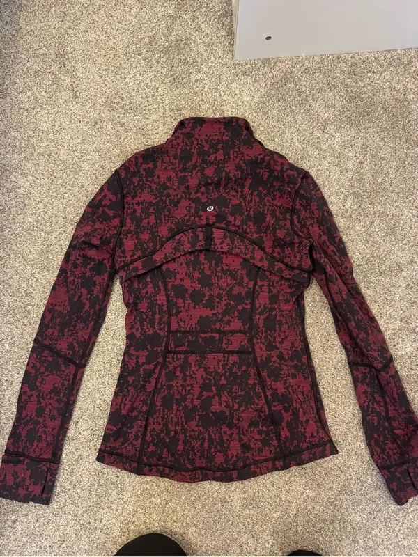 lululemon athletica Burgundy and Black Patterned Bomber Jacket - Image 2