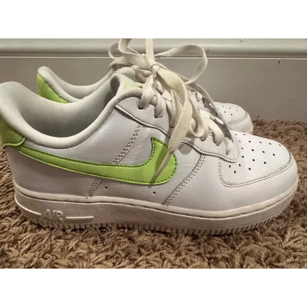 Nike Air Force 1 Low Women's 6.5 White Neon Lime Green DD8959-114 Sneakers - Image 3