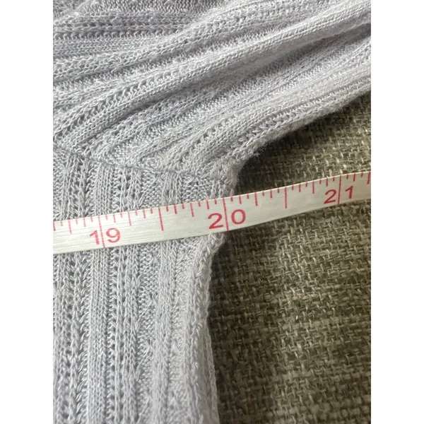 Maurices Womens Ribbed Puff Short Sleeve Light Gray Top Blouse Size Large - Image 6