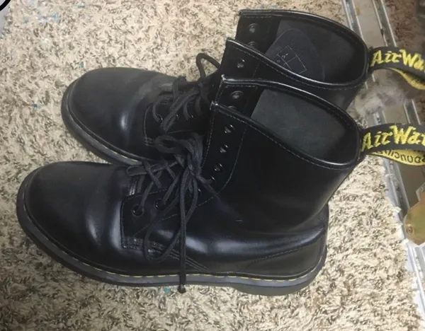 Black Size 10 - Image 2