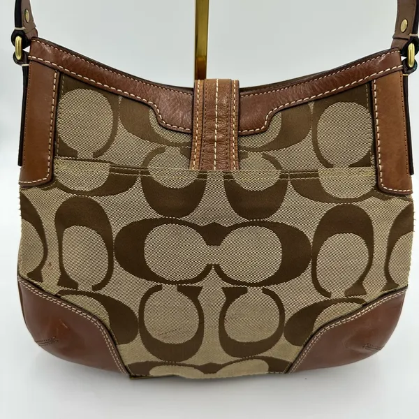Coach Vintage
Patchwork Shoulder Bag - Image 4