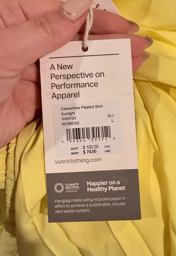 Vuori Large Clementine Pleated 15” Skirt in Sunshine Yellow - Image 8