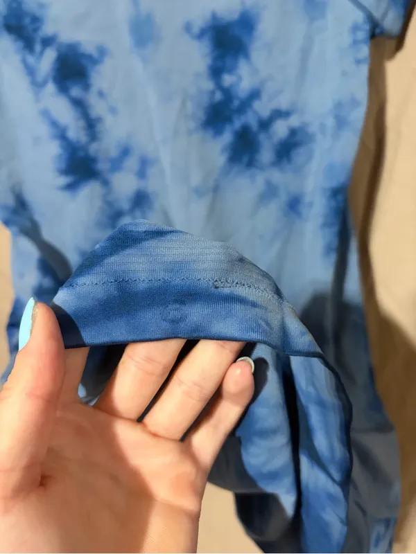 Lululemon swiftly T-shirt - Image 3
