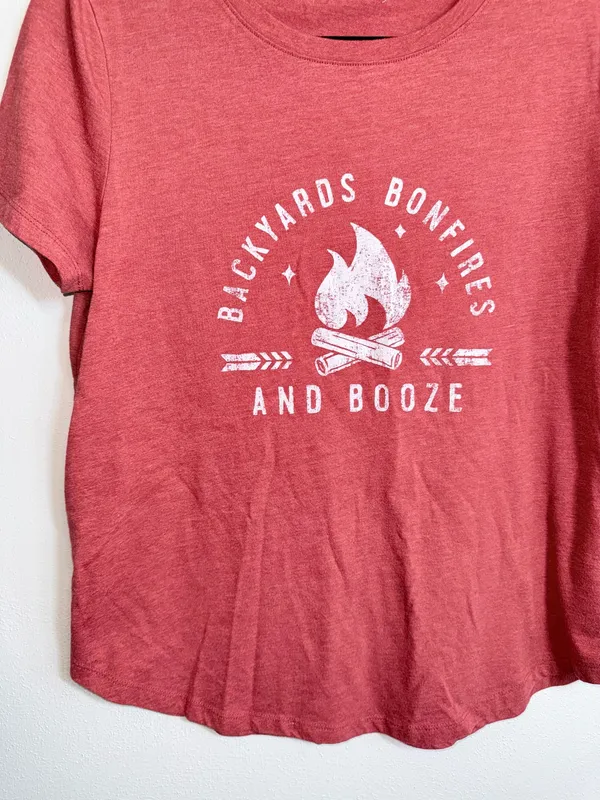 Maurices Backyards Bonfires and Booze Graphic Tee Red Short Sleeve - Image 5
