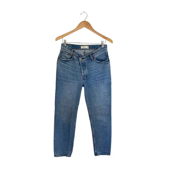 Abercrombie & Fitch The Dad High Rise Crossover Waist Straight Jeans Light Wash - Image 2
