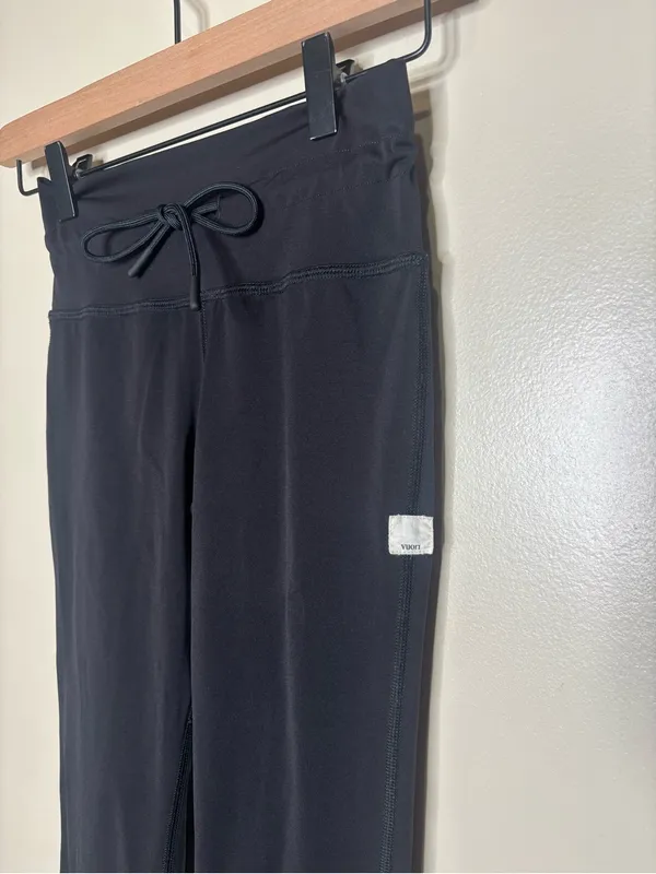 Vuori Daily Practice Athletic Leggings - Image 6