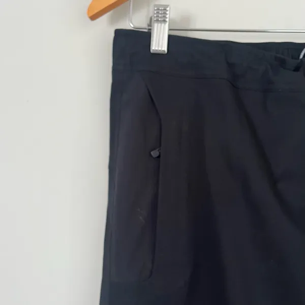 REI Co-Op Black Peak 2.5L Rain Pants Size Medium - Image 3