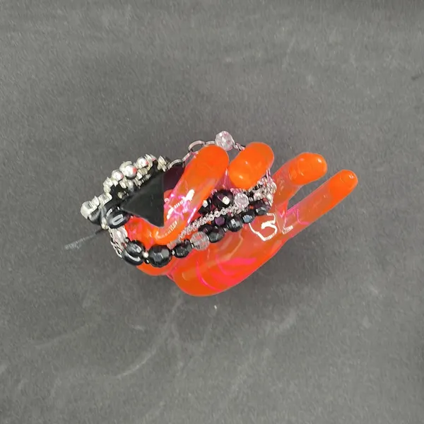 Express Ribbon rhinestone and beads bracelet - Image 7