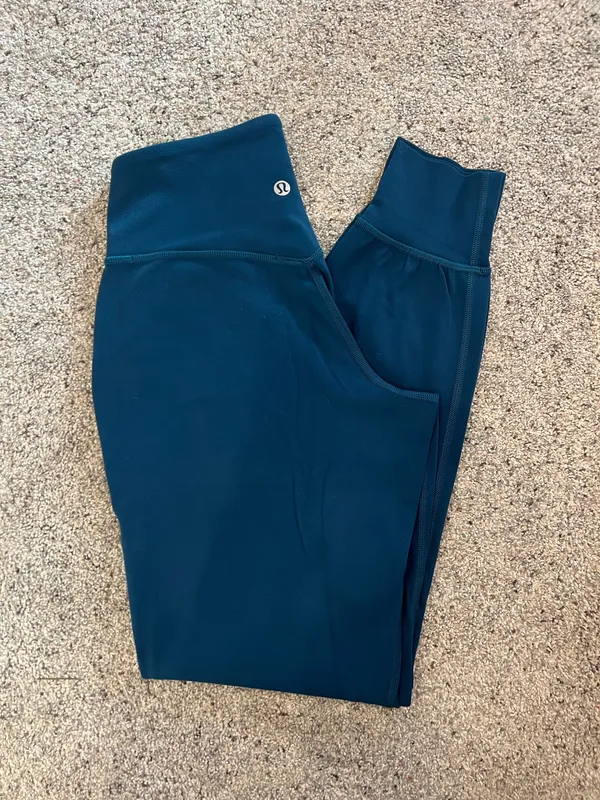 Lululemon Align Joggers 28" - Image 3