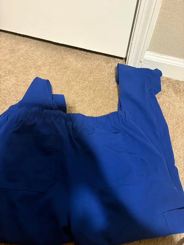 Royal blue scrub set Size S/M - Image 3