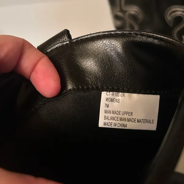 NWT CANYON TRAILS Women’s size 7 Chic Black Embroidered Heeled Boots - Image 7