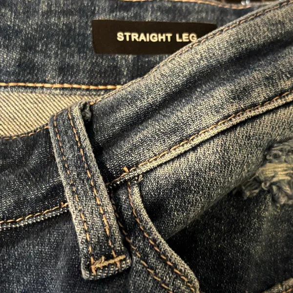 Judy Blue Distressed Straight Leg Jeans - size 9/29 - Image 5