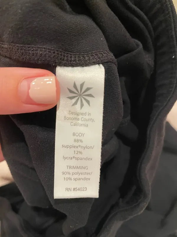 Athleta Black Capri Leggings - Image 7