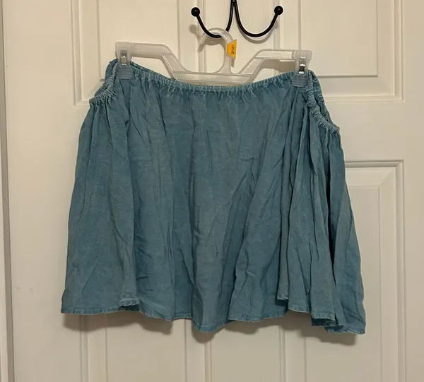 Blue Flowy Strapless Top Size L - Image 2