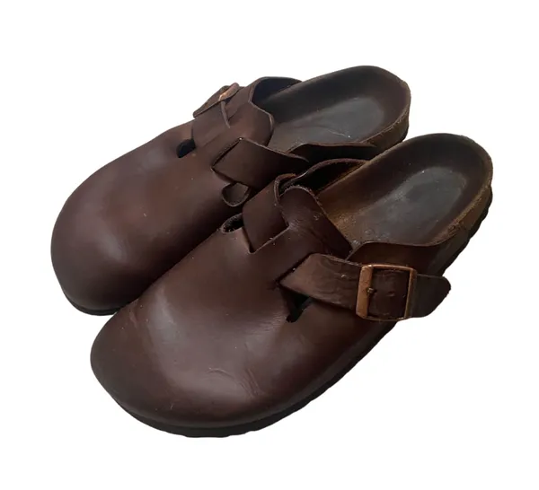 Boston Oiled Brown Leather Clogs 🔥 - Image 2
