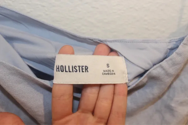 Hollister Linen Blend One Shoulder Top - Image 5