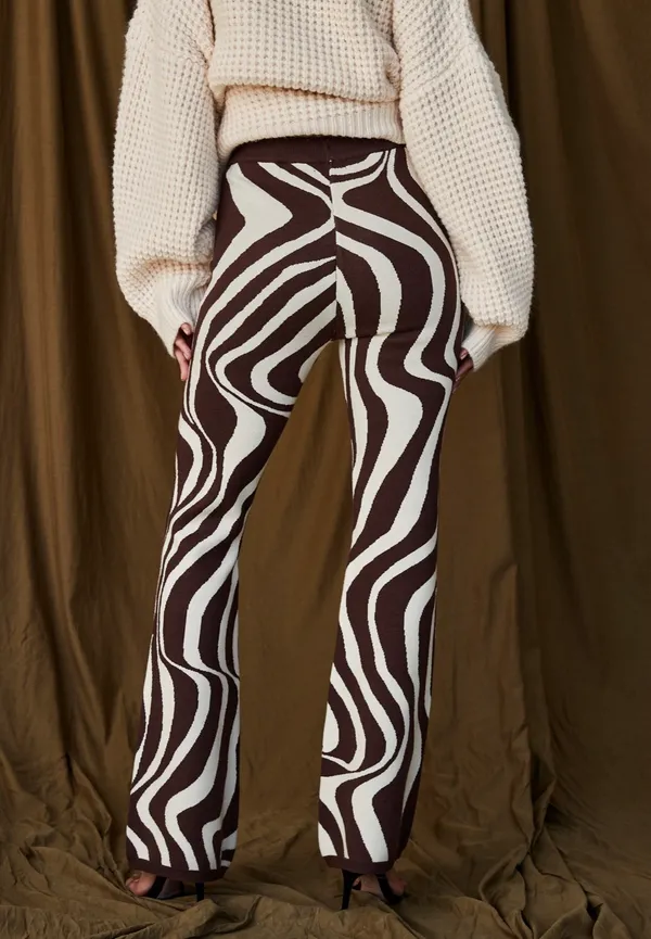 12th Tribe Bailey Rose Chocolate Swirl Sweater Knit Pants - Image 5