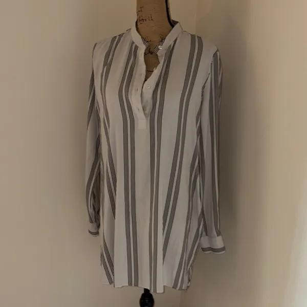 Women's White and Navy Striped Tunic Blouse - Image 3
