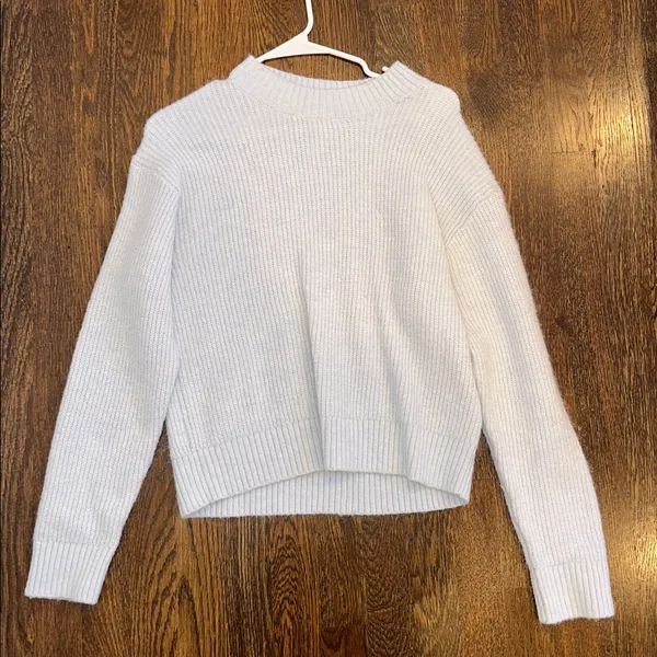 H&M Sweater XS - Image 2