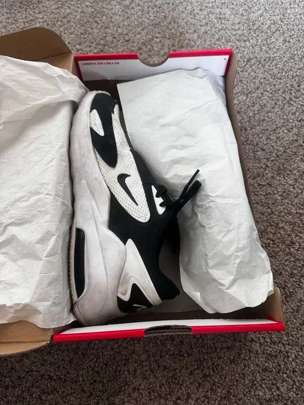 Nike Women’s Air Max Bolt Sneaker 9 Black White - Image 6
