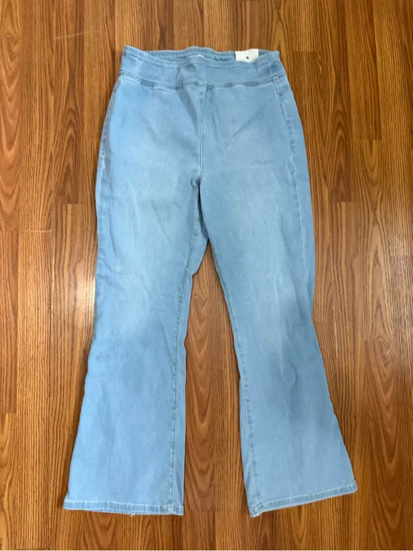 NWT We The Free In My Feelings Pull On Mid Rise Boot Crop Jeans Medium - Image 2