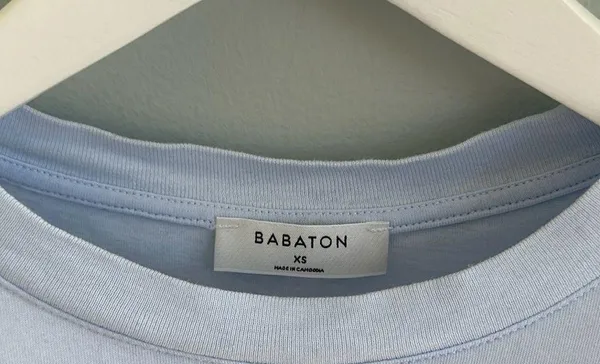 Aritzia Babaton Shoulder Pad Cropped Tank - Image 4