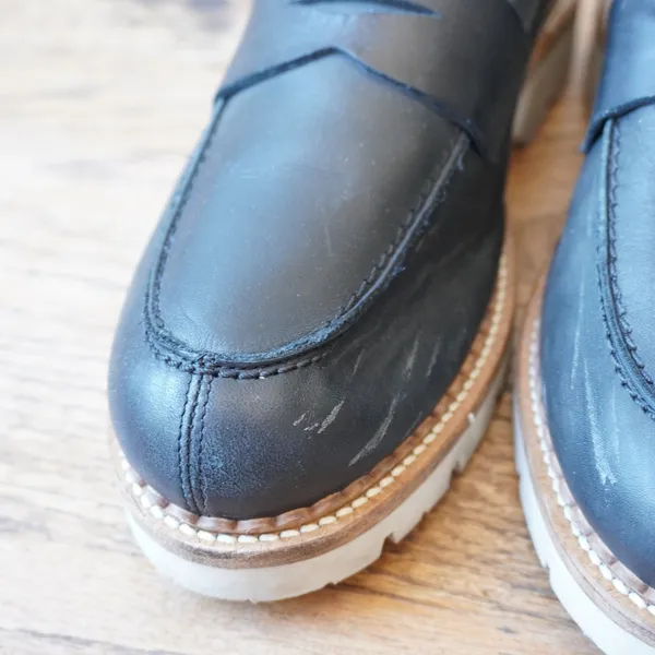 Miz Mooz Size 39 Wylan Black Leather Penny Loafer Chunky Lug Sole Preppy - Image 3