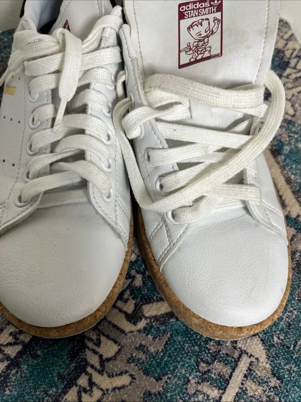adidas White Leather Sneakers with Burgundy Logo Accents - Image 11