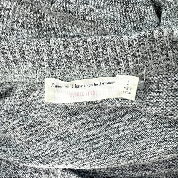 Double Zero Cozy Gray Knit Sweater Size‎ Large - Image 6