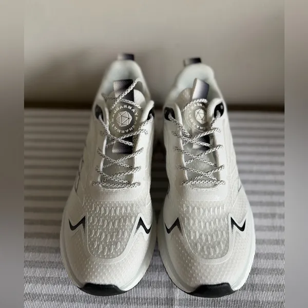 Women's NEW White and Black Shoes Size 39 aka 8 #260330 - Image 3