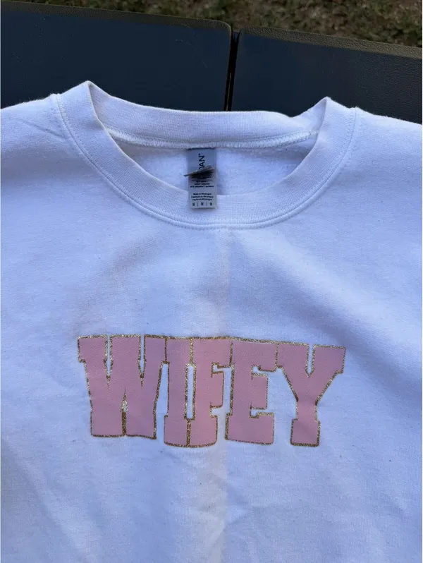White Wifey sweatshirt - Image 2