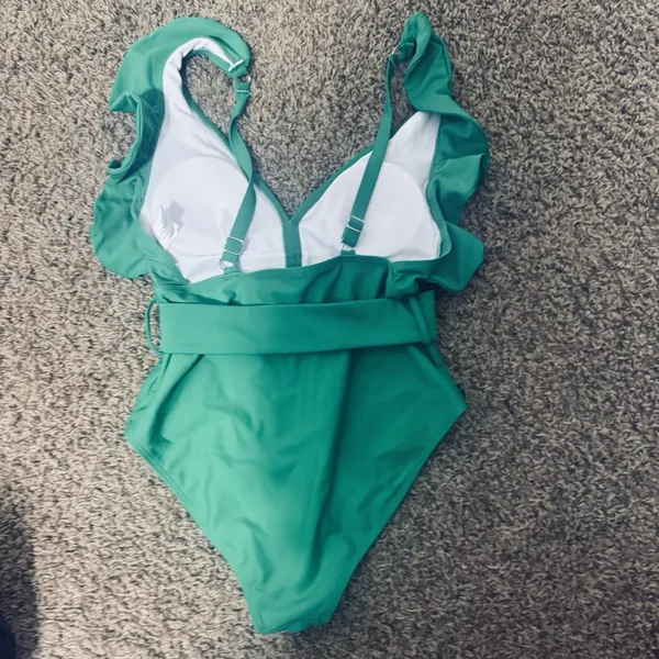 Davi &‎ Dani Green One-piece Swimsuit Belted sz S bathing suit - Image 3