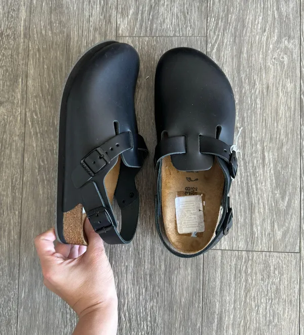 Black Tokio Super Grip Clogs - Image 2