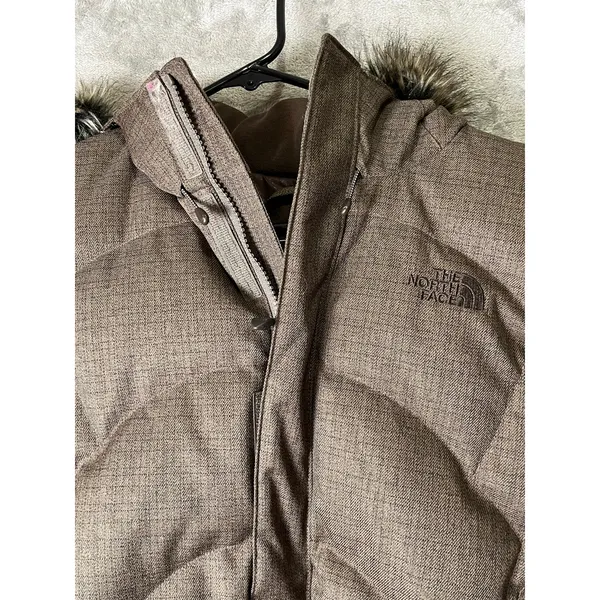 The North Face 600 Down Quilted Vest Women's Small Removable Faux Fur Hood Brown - Image 2