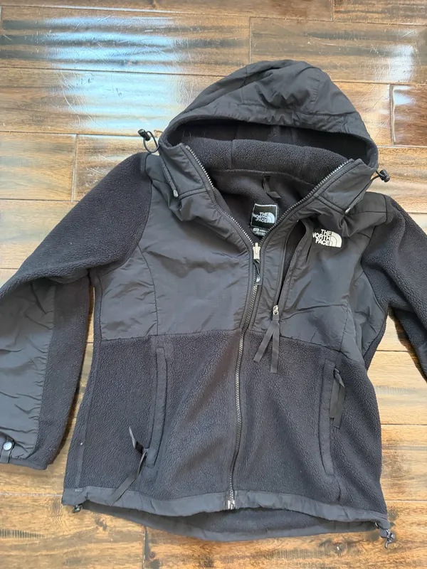 North Face Hooded Fleece - Image 3